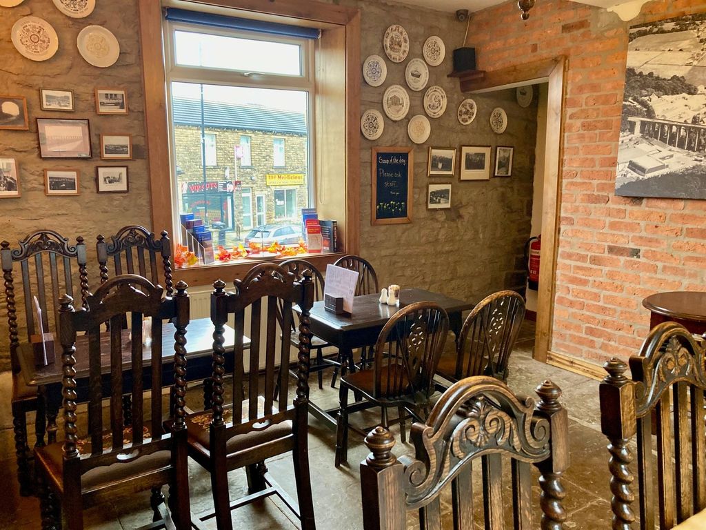 Property photo 3 of 8 Photo 2