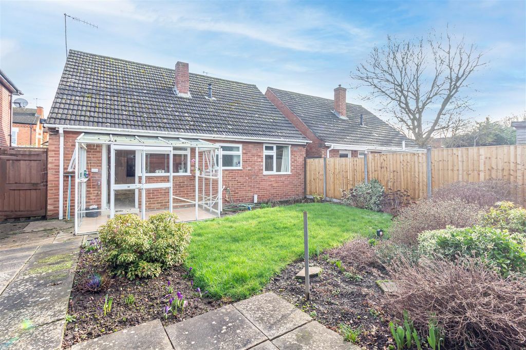 Property photo 3 of 20 Garden-2.Jpg