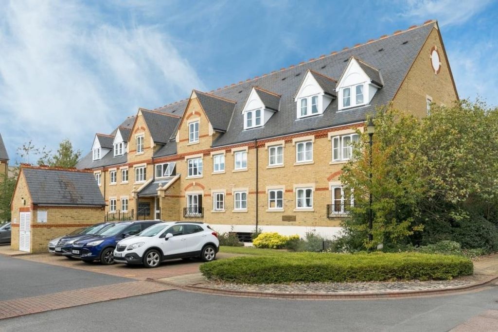 Property photo 1 of 10