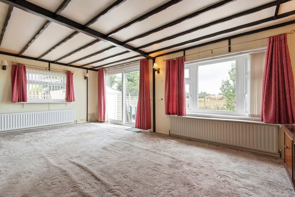 Property photo 3 of 16 Pbox-Img.Jpg