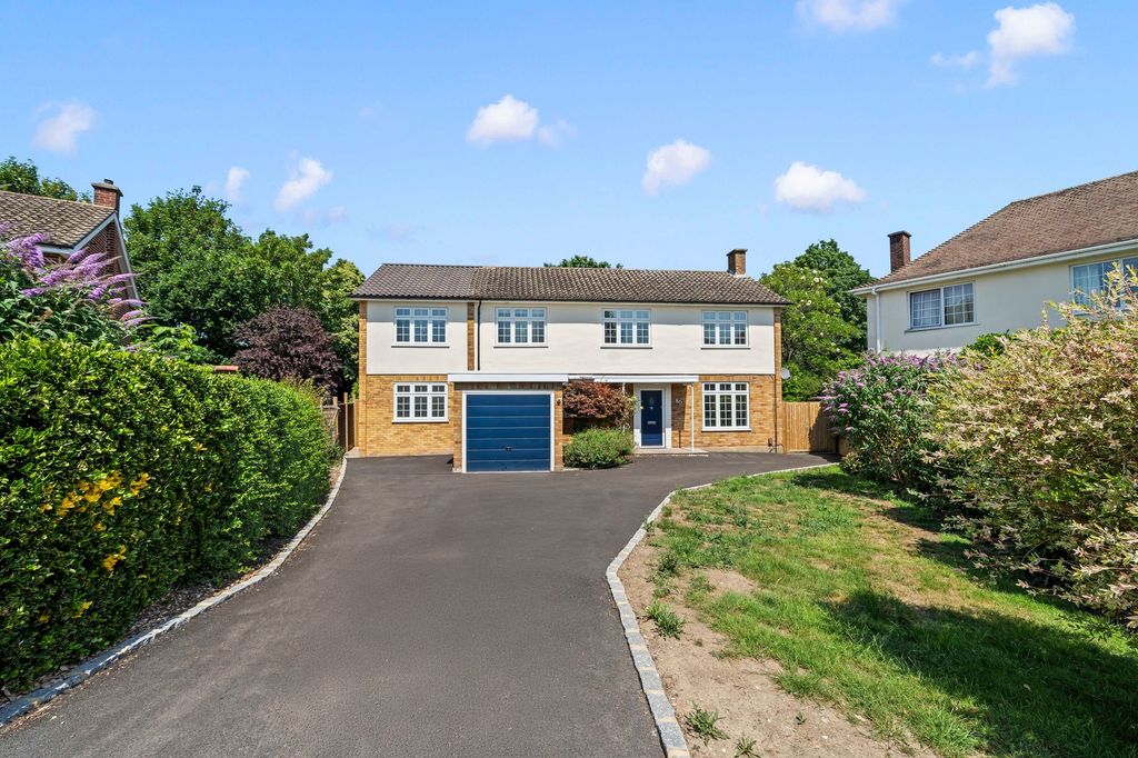 Property photo 1 of 31