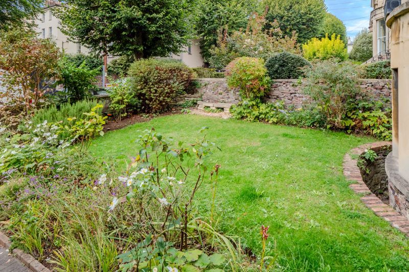 Property photo 2 of 13 Photo 10