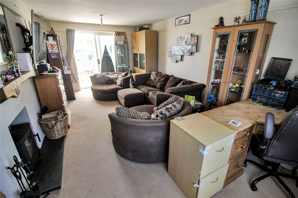 Property photo 2 of 13 Picture No. 03
