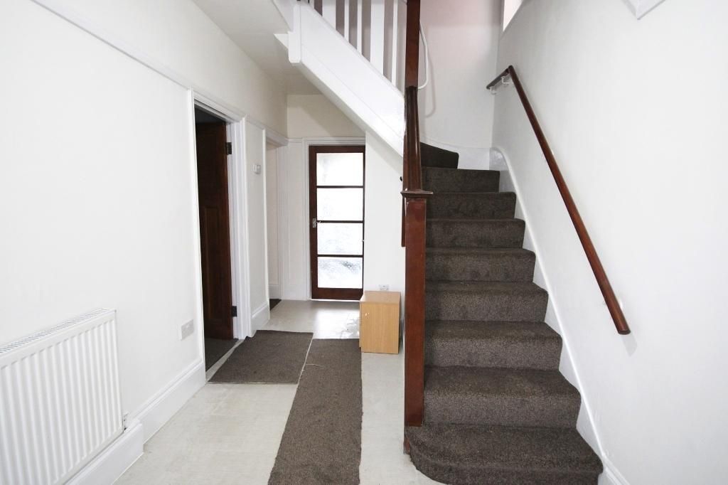 Property photo 1 of 11 Entrance And Hallway