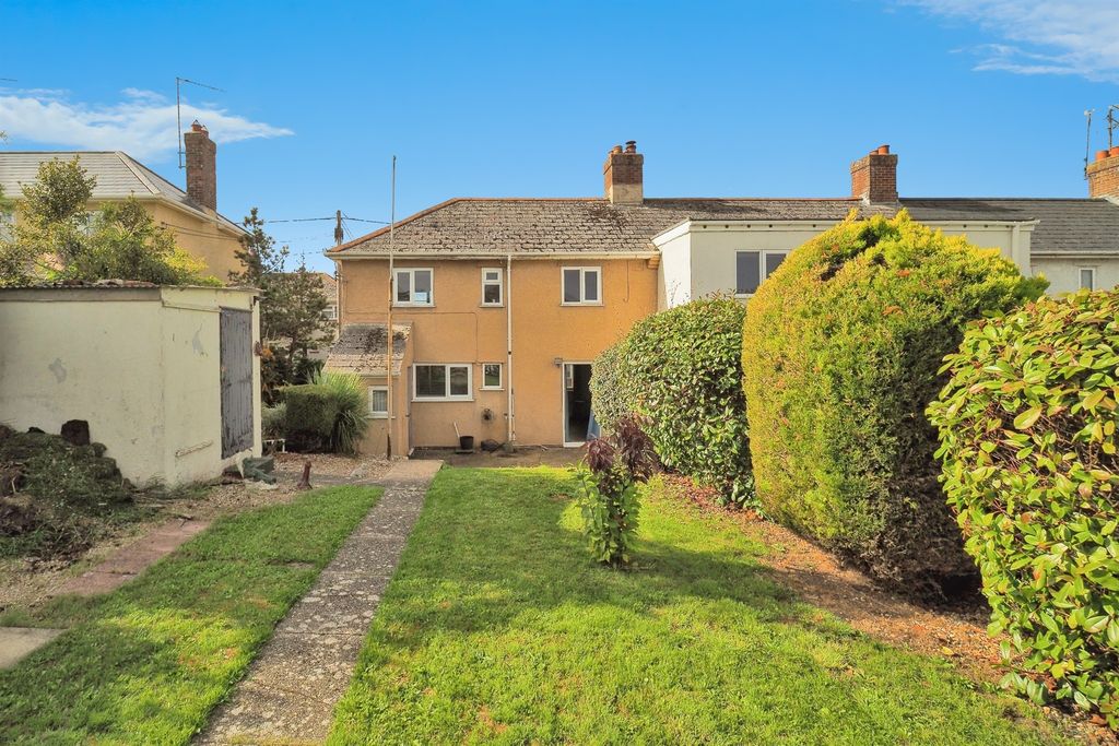 Property photo 2 of 14