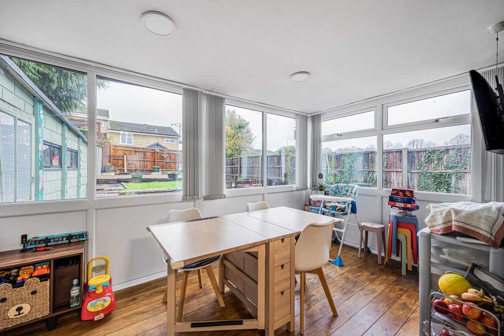 Property photo 3 of 18 2_71106.Jpg