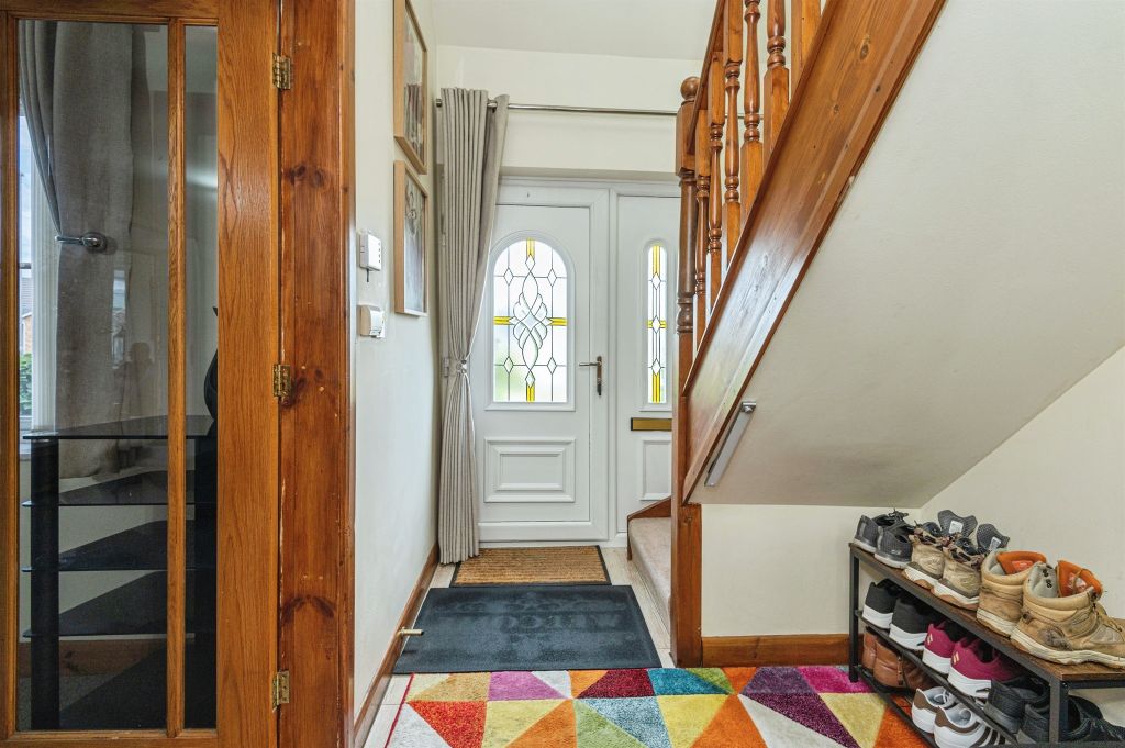 Property photo 3 of 18