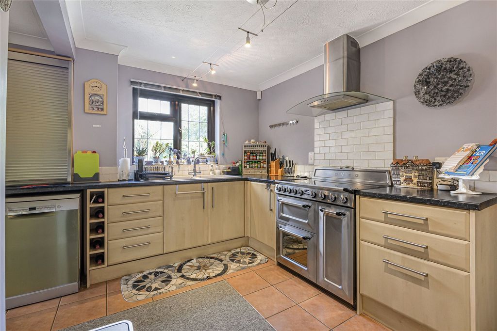 Property photo 3 of 27 Picture No. 22