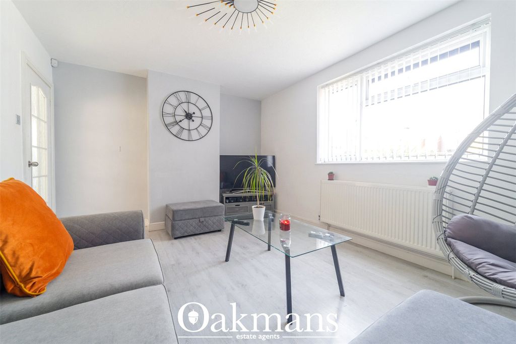 Property photo 2 of 27 Picture No. 14