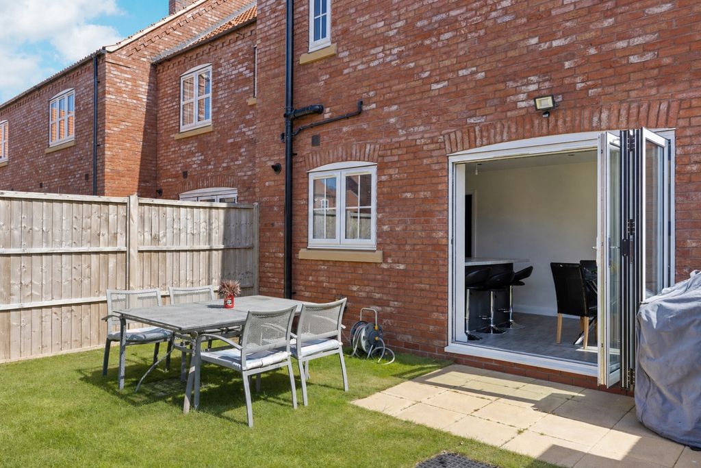 Property photo 3 of 15 Rear Garden