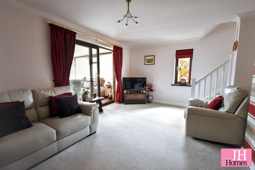 Property photo 3 of 22