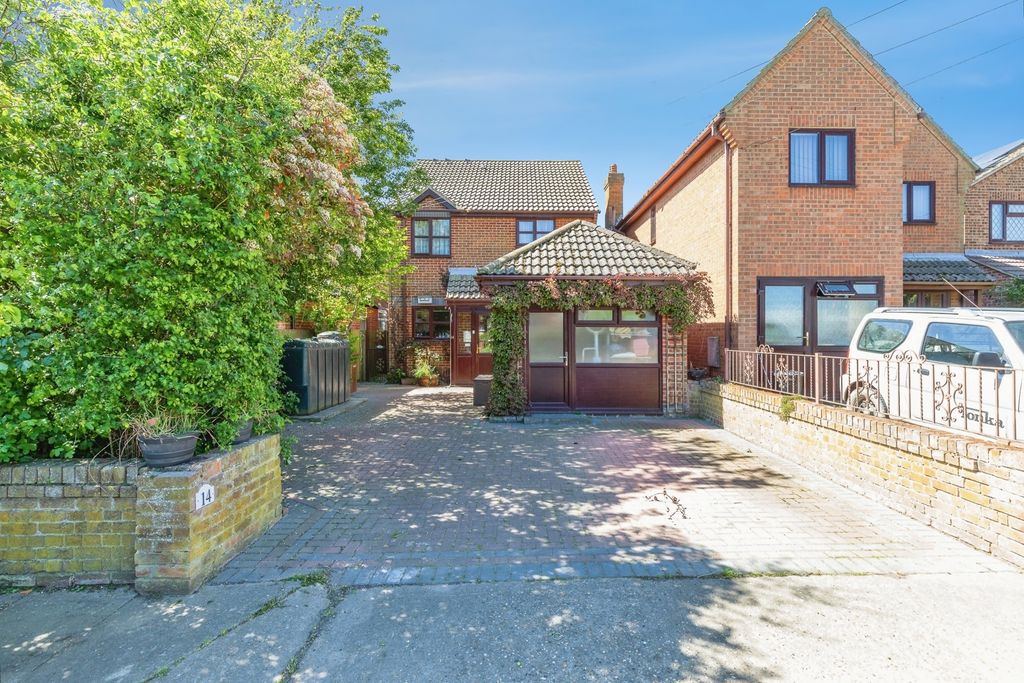 Property photo 1 of 16 Pbox-Img.Jpg