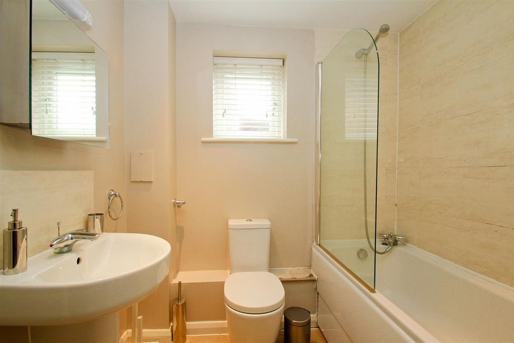 Property photo 3 of 6 4.Jpg