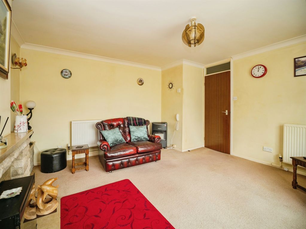 Property photo 3 of 17