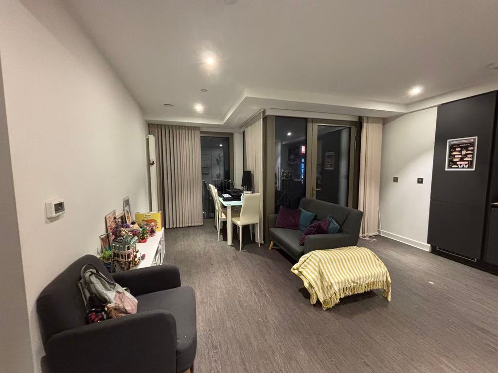 Property photo 2 of 7