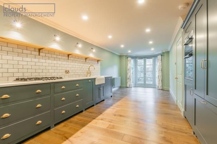 Property photo 3 of 47 Kitchen