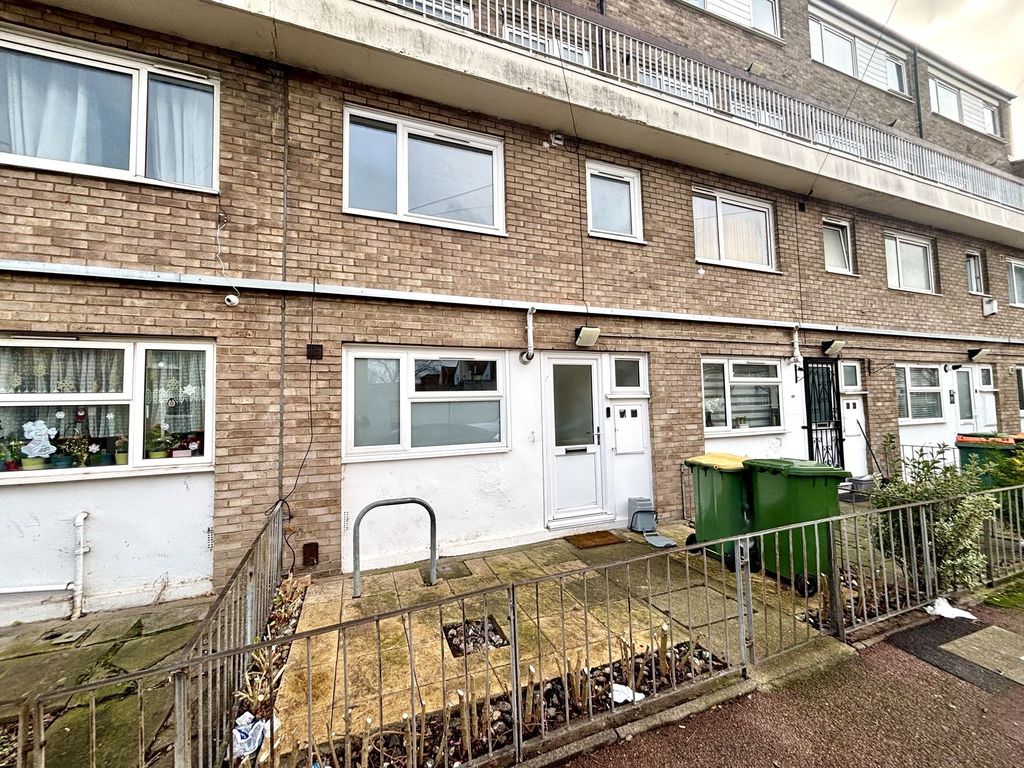 Property photo 1 of 22