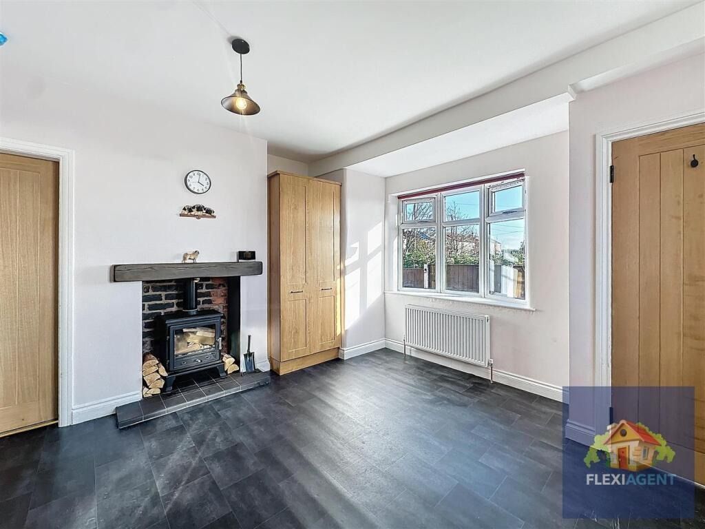 Property photo 2 of 31 4329293