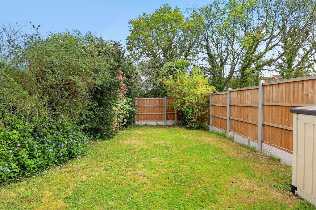 Property photo 2 of 23