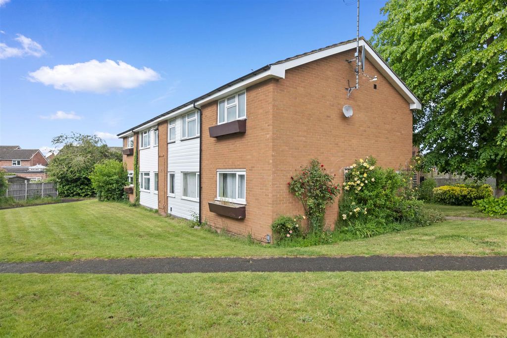 Property photo 1 of 9