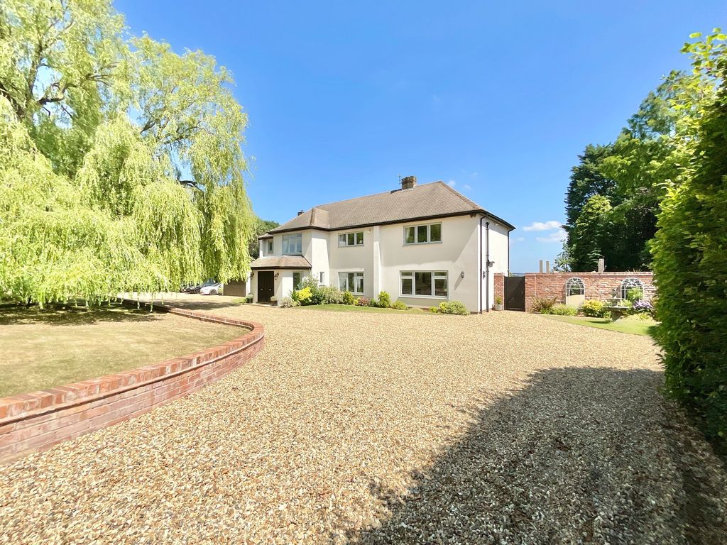 Property photo 1 of 54