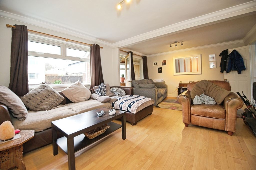 Property photo 2 of 23 Pbox-Img.Jpg