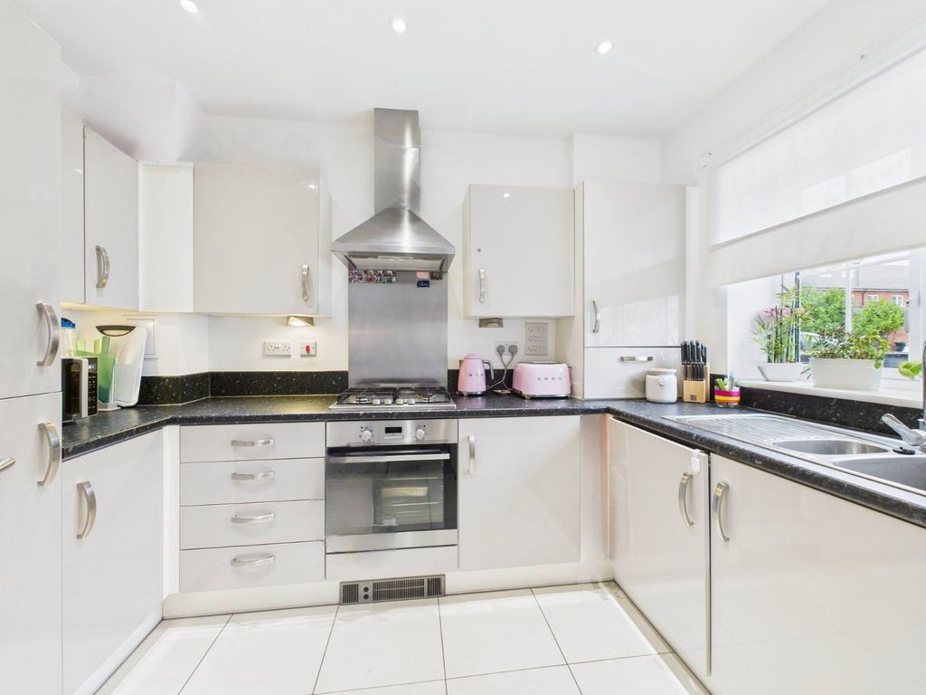 Property photo 2 of 10 Picture No. 18