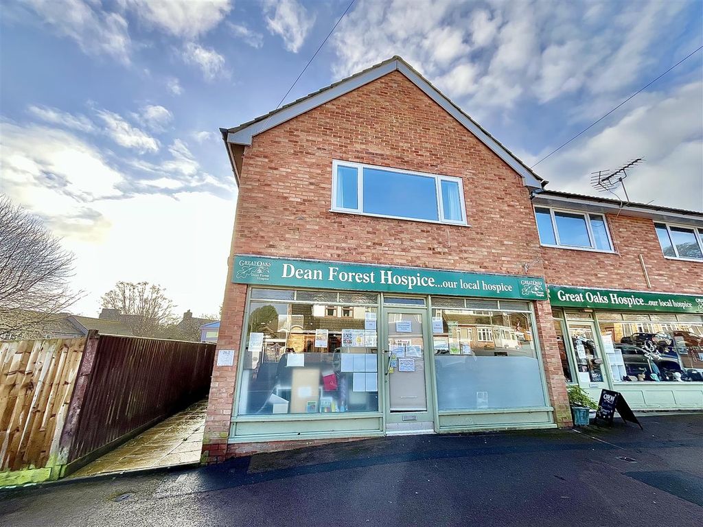 Property photo 2 of 21