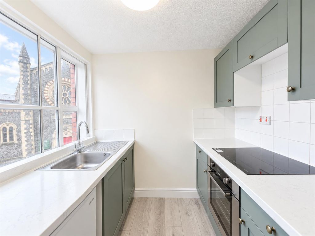 Property photo 2 of 7 Kitchen.Png