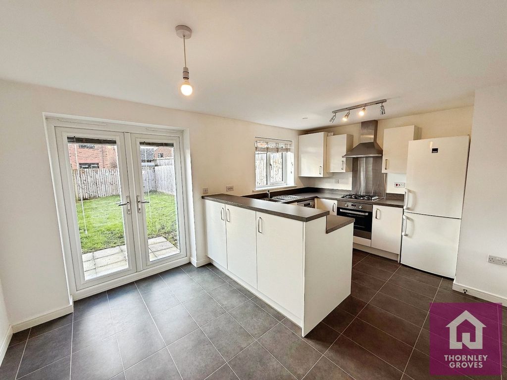 Property photo 2 of 15 Picture No. 16