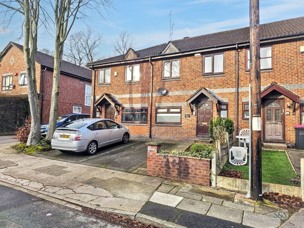 Property photo 2 of 24