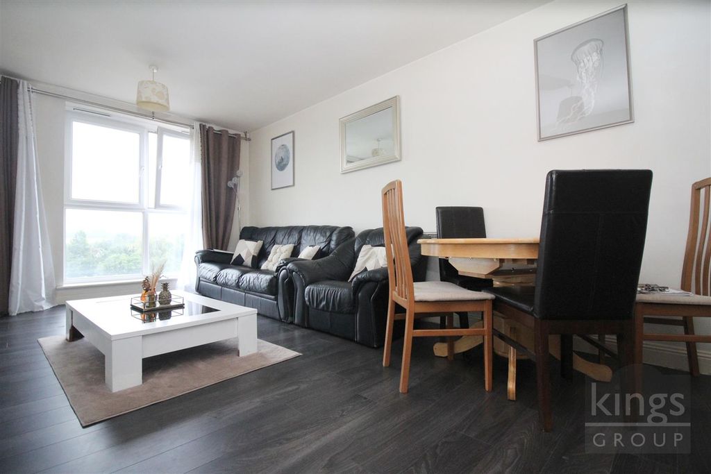 Property photo 3 of 10 Img_6004[1].Jpg