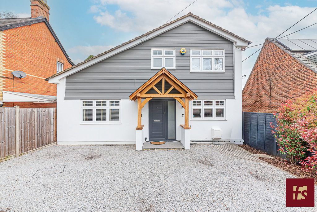 Property photo 1 of 24