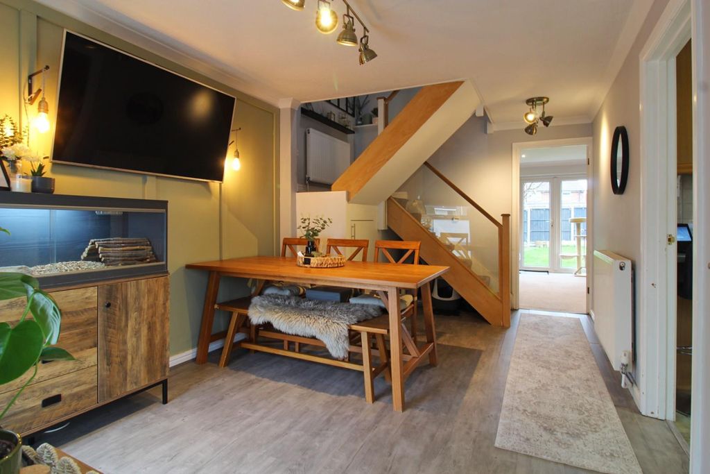 Property photo 3 of 17 Img_2439_Inpixio.Jpg