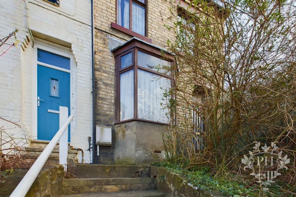Property photo 1 of 9 Cam02002G0-Pr0108-Still009.Jpg