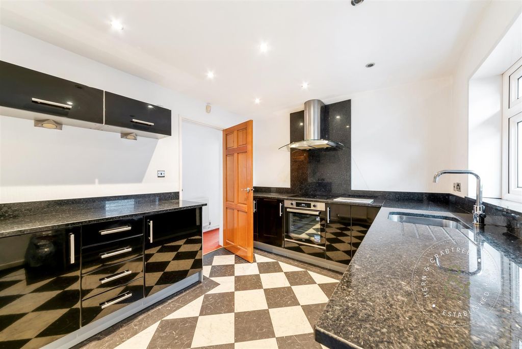 Additional image 5 of 3 bed detached bungalow for saleLon Werdd Close, Michaelston, Cardiff CF5