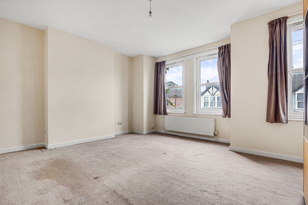Property photo 2 of 13 842A2046Hdr