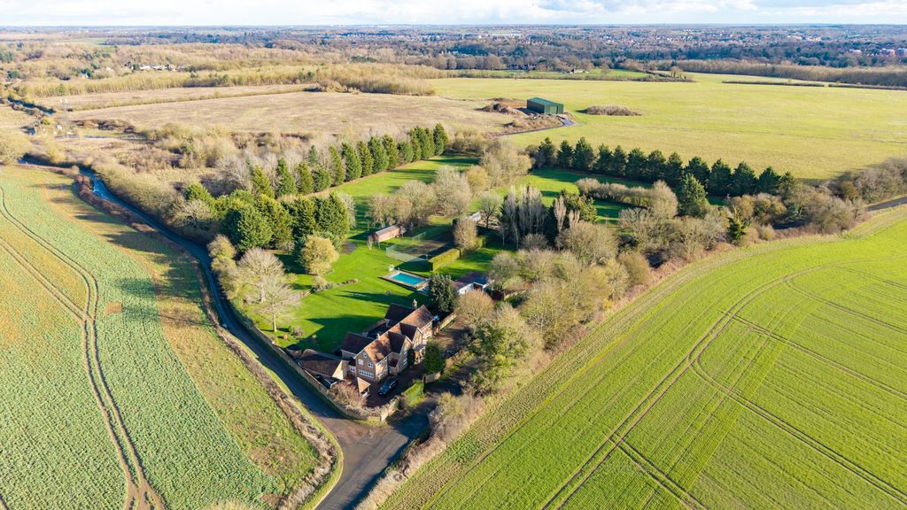 Property photo 3 of 16