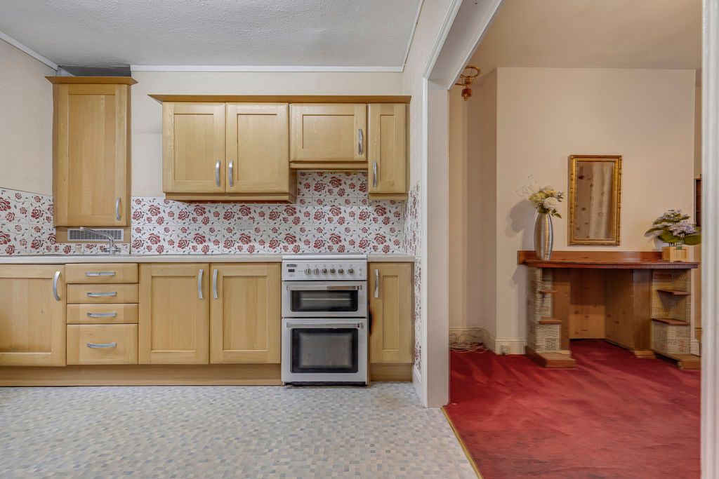 Property photo 3 of 45 Photo 31