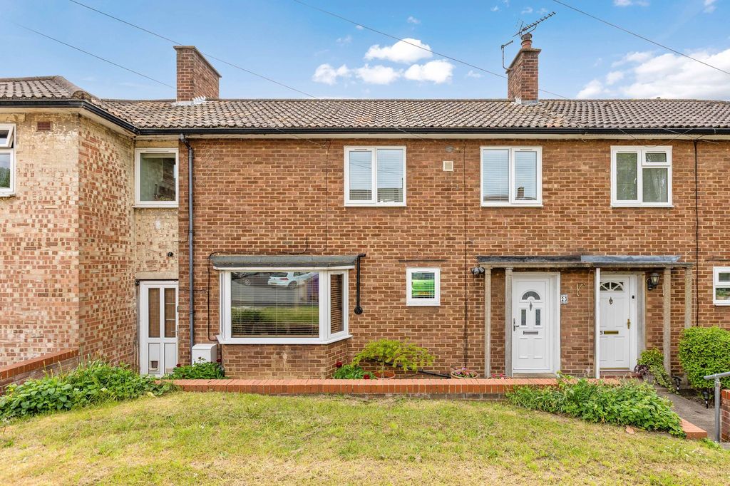 Property photo 1 of 18