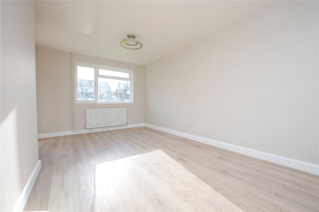 Property photo 3 of 11 Picture No. 05