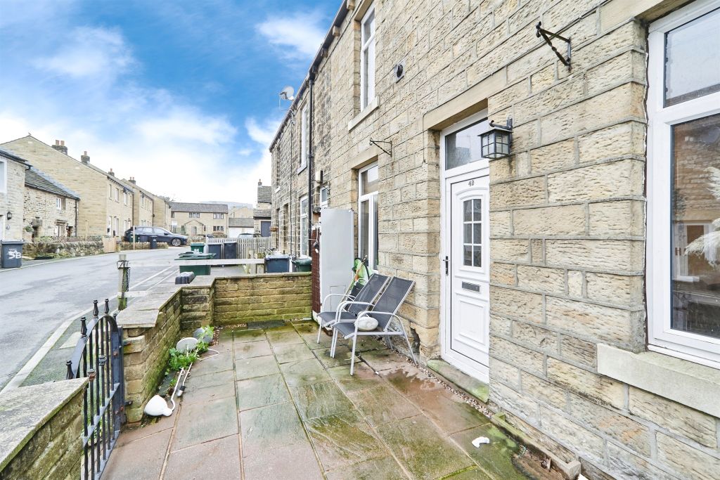 Property photo 3 of 14