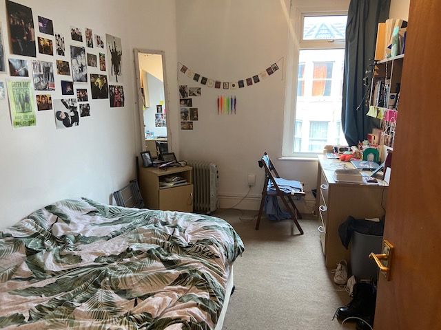 Property photo 2 of 6 Images