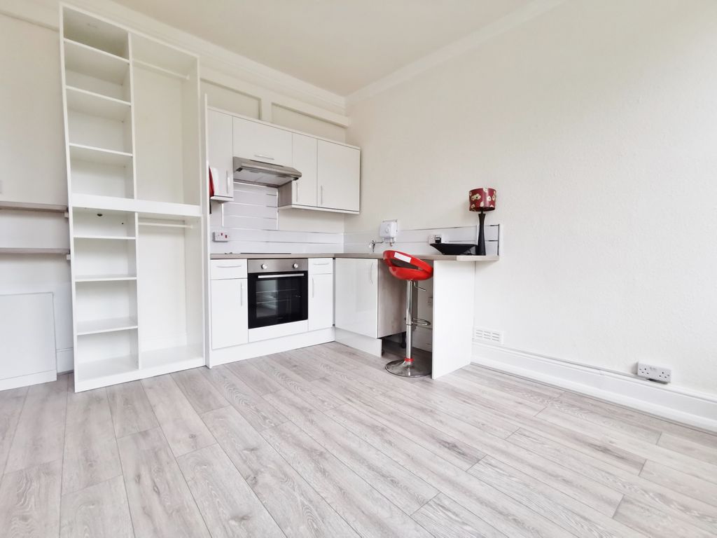 Property photo 2 of 7 Open-Plan Kitchen