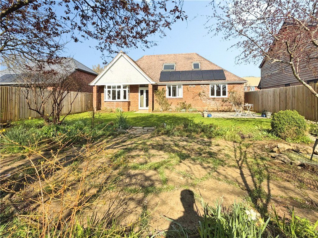 Property photo 1 of 16 Picture No. 27