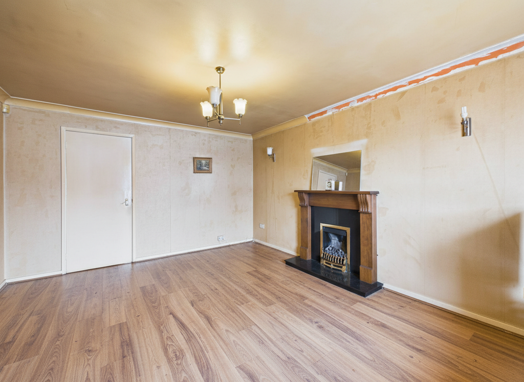 Property photo 3 of 11 Cam04914G0Pr0356Still0020011