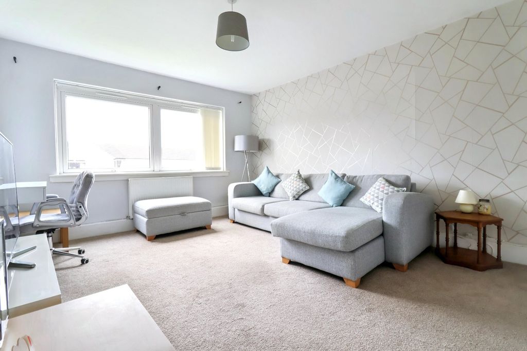 Property photo 2 of 12 Picture No. 08