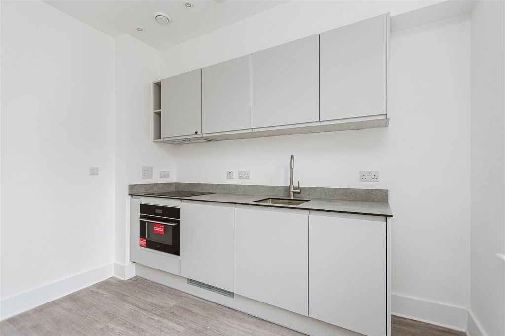 Property photo 3 of 14 Picture No. 07