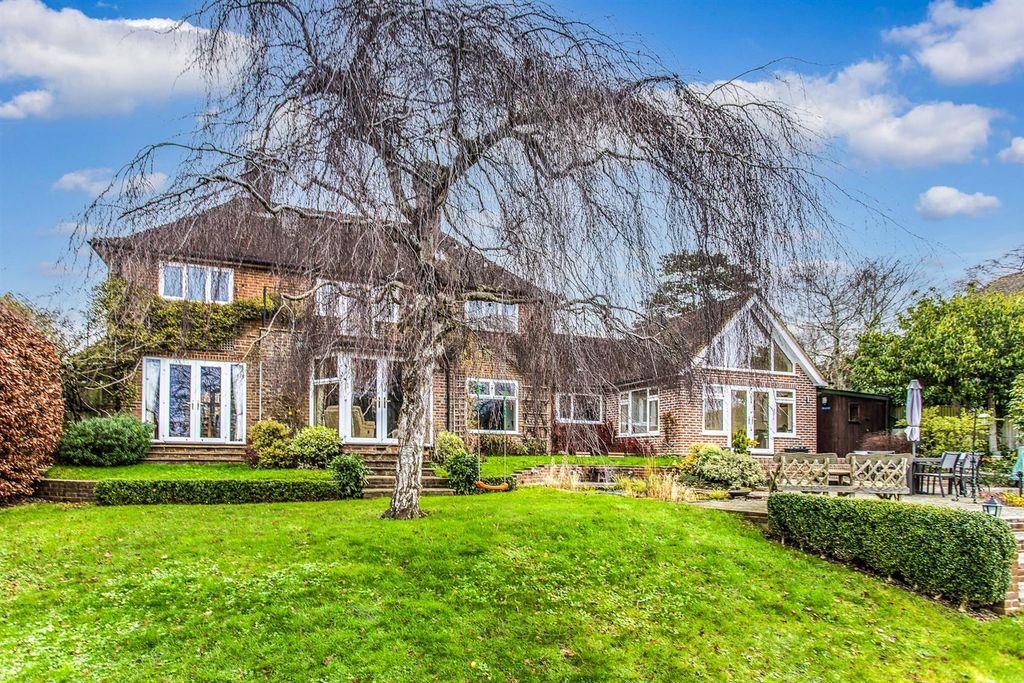 Property photo 2 of 38 8-61-Whitehaven13.Jpg