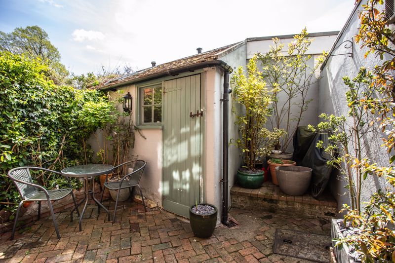 Property photo 3 of 12 Photo 2